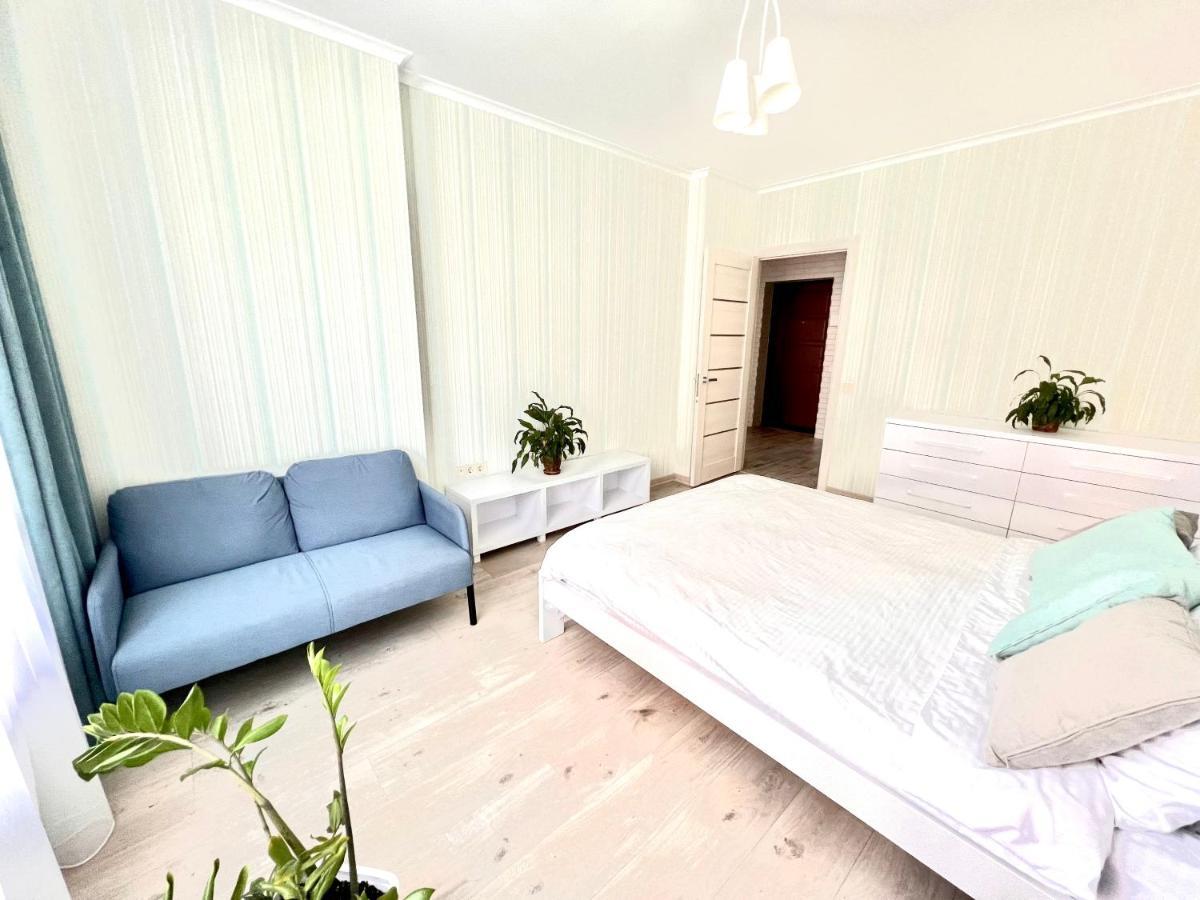 Osapart Cozy Apartment In A Complex Semycvit Lviv Exteriör bild