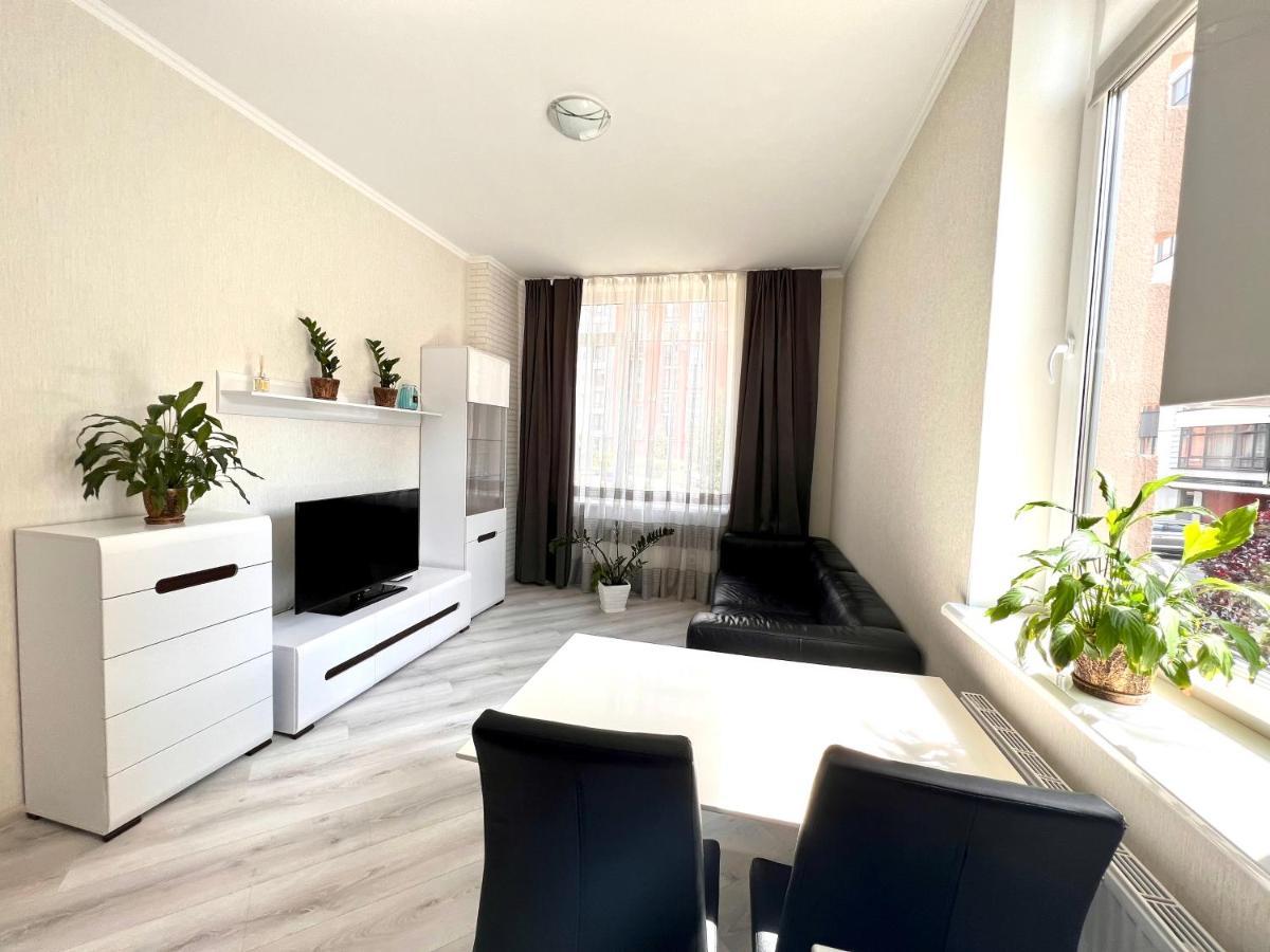 Osapart Cozy Apartment In A Complex Semycvit Lviv Exteriör bild