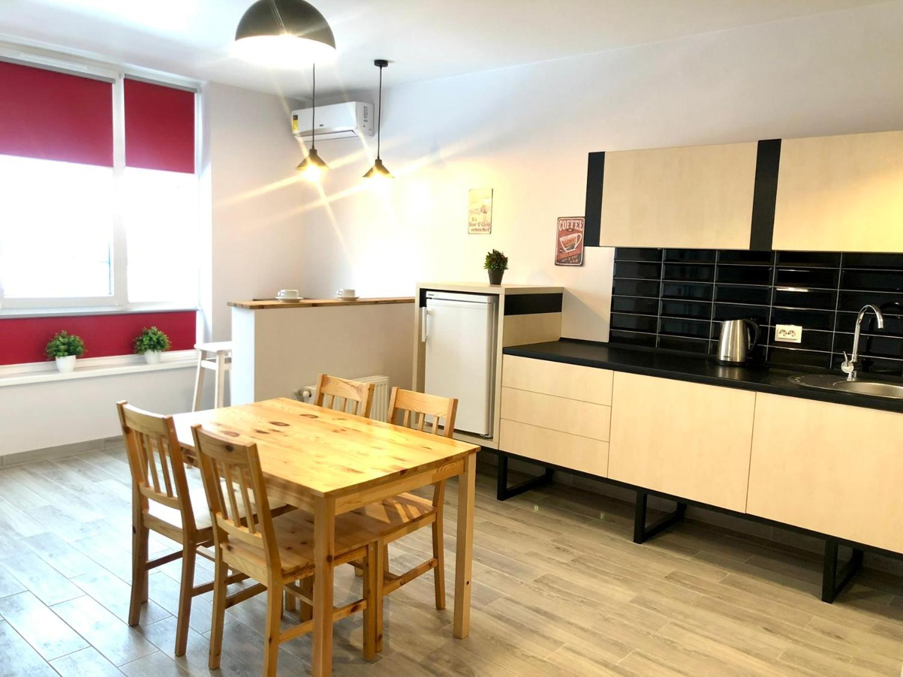 Osapart Cozy Apartment In A Complex Semycvit Lviv Exteriör bild